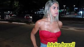 patrao fudendo a faxineira gostosa no quarto e gosou na boca dela sol di luna
