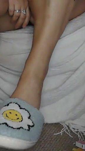 Slipper Dangle Tease & Thick Calves Worship with Kepi Carter Watch Me Slide Them off