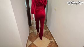 Red Velvet Fart Queen