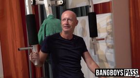 Mature homo barebacked vigorously by four young cocks