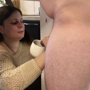 amateur WIFE needed some cream for her coffee so she milked her husband!