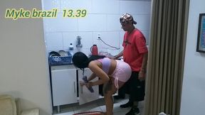 vitoria beatriz ela e uma cozinheira muito boa eu preferir comer a rabada ela estava na cozinha ela adora dar o cuzinho ela pediu porra gosar na boca dela