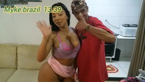 vitoria beatriz ela e uma cozinheira muito boa eu preferir comer a rabada ela estava na cozinha ela adora dar o cuzinho ela pediu porra gosar na boca dela