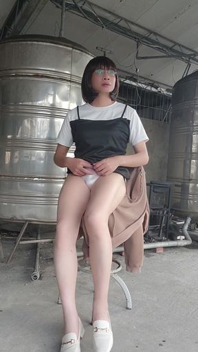 Shemale Ting xuan's outdoor dildo anal sex.   Clip 1