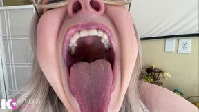 first date gone wrong: blonde babe shrinks, squishes, & vores scared tiny fighter!