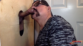 ”Gloryhole Double Dark Dick Suck Off”