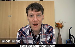 Stepsiblings Exhibitionist During Onlline Class