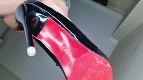 Do you like giantesses? We can easily trample you with our heels or feet. Soles, heels, foot fetish.