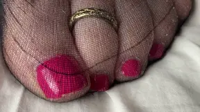 Big-Titted Mom Enjoys Foot Worship & Slavery