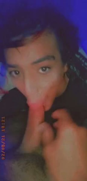 Femboy loves thick facial after bj