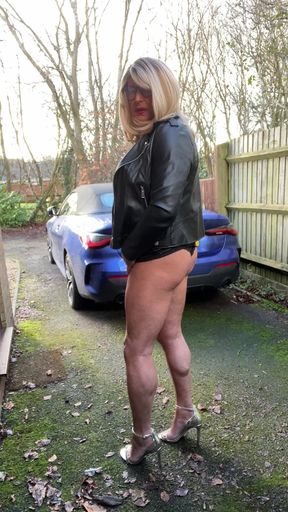 Amateur Crossdresser Kellycd2022 Sexy MILF Masturbating My Big Sissy Gurl Cock and Cuming Outdoors in Black Pvc