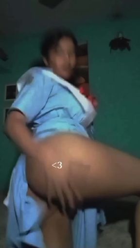 Desi Indian teen masturbates cute