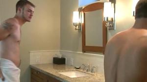 Next Door Buddies: Bathroom Chronicles: Justin vs. Christian