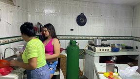 With My Fucking Stepmom Fucks My Pussy with a Big Carrot