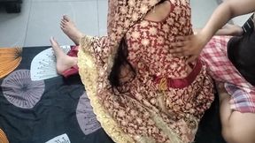 Nai neweli dulhan ko sasur ji ne paise dekar jabar dasti pela