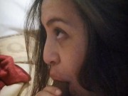Joven le mama la verga a su jefe y deja que se corra en su boca