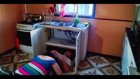 A Horny Woman Seduces the Plumber.