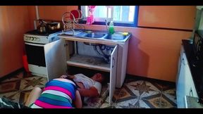 A Horny Woman Seduces the Plumber.