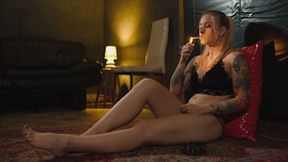 Smoking barefoot on the carpet FHD MP4