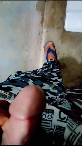 Must-see moment from &quot;Desi teen indian boy peeing in public toilet&quot;