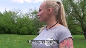 PublicSex Glamour model with big tits fucked outside