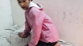 Soyi hui step sister ko Kapde utar kar chod diya