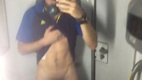 no banheiro do onibus