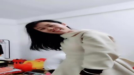 Paoliang Tanhua epidemic does not dare to go outside to fuck