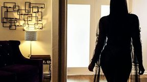 Luna Star, Mona Azar in Don't Touch