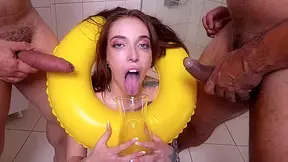 6on1 WET DAP! Perfect slut Giada Suicide gets a mouthful of piss