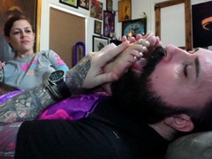 All Hail MILF With Foot Fetish