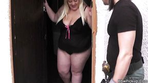 Inviting patootie at blowjob clip