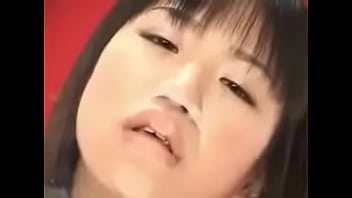 She is sooo SEXY! (grr)