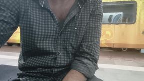 Tamil boy needed in Girls and aunty's.....