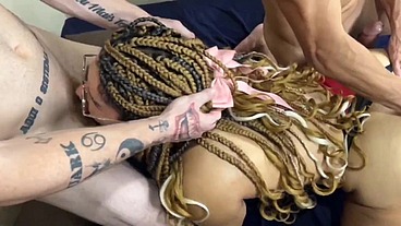 Sofie Lollipop foi ate em Taubaté ser comida pelo Liug Gang e o Carmona