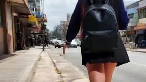 hoy tengo la casa libre!!! chica universitaria de 18 anos es adicta al sexo y me da indirectas sexys para coger su sabroso culo (xvideos red version)