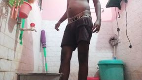 10 Inches Cock Sexy Bathing Show