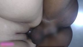 meu namorado perdeu a aposta para amigo e tive que dar minha bucetinha, pau monstro me deixou aberta