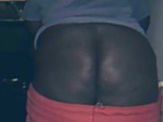 Thick femboy twerks fat ass