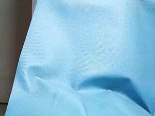 Amateur se pone lenceria hot y se mete polla grande por el culo