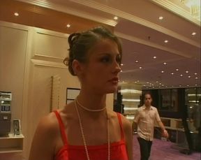 Babe sucking midgets cock
