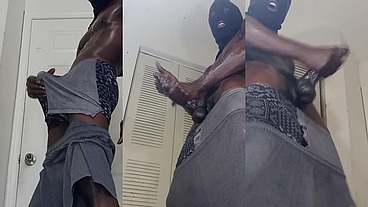 Mr spanxalot is a Hot guy that talks dirty, let me pound that pretty tight ass!