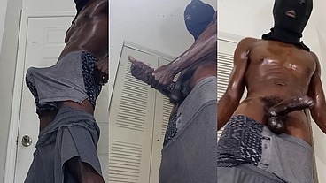 Mr spanxalot is a Hot guy that talks dirty, let me pound that pretty tight ass!