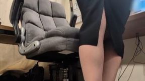Olivia's Office Fart Slave HD