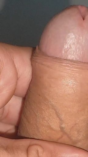 My Dick Bursts the Glans in the Super Cold Water.