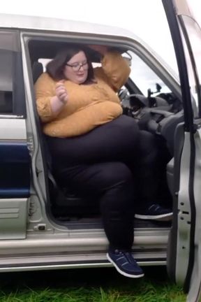 SSBBW big girl big car problems