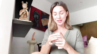 Uber-Cute girl is suggesting a detailed explanation about slurping fuckbox in her fresh DIY flick