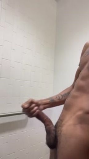 Got horny while shopping at Walmart and decided to go milk this dick 😈