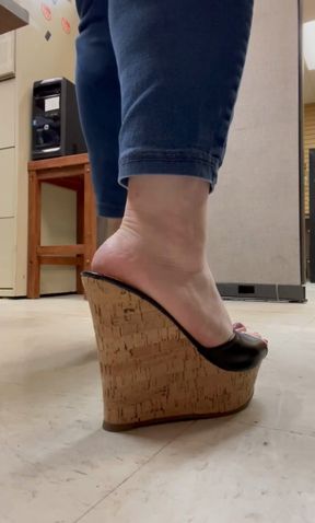 Walking in wedges