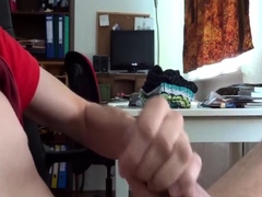 Skinny Twink Cums Hard